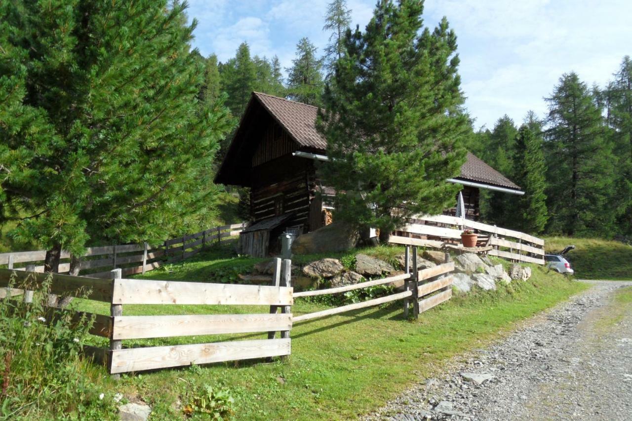 Bergheim Schmidt: Alpine Forest Huts on the Slopes Turracher Hoehe Exterior photo